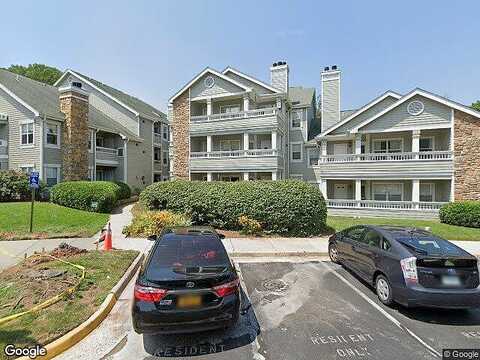 Autumn Woods Way, Fairfax, VA 22033