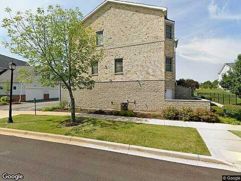 Fredricksburg Ct, Bristol, WI 53104