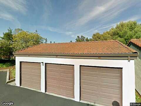 Gary Dr, Castro Valley, CA 94546