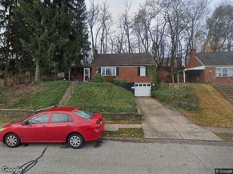 Mary Ellen Dr, North Versailles, PA 15137