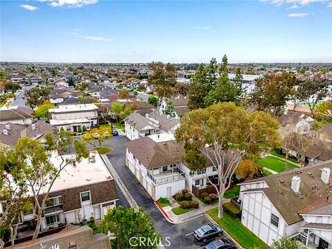 Brownstone Circle, Cypress, CA 90630