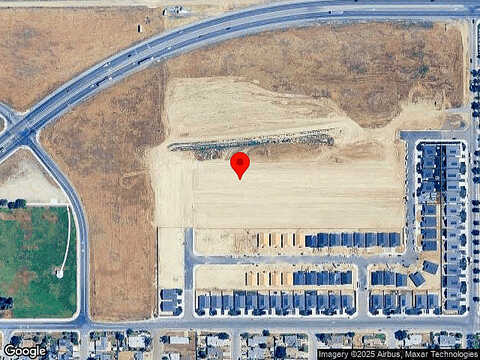 W Wren Ave, Visalia, CA 93291