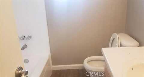 Taylor St #14, Bakersfield, CA 93309