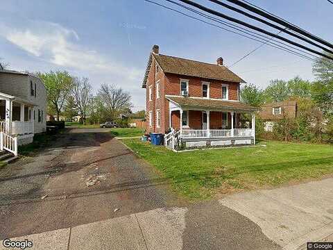 S Main St, Telford, PA 18969