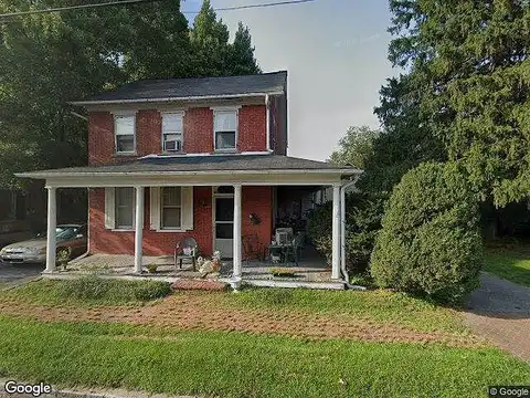 E Main St, Strasburg, PA 17579