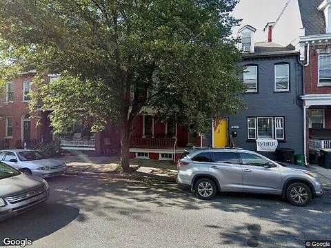 E Chestnut St, Lancaster, PA 17602