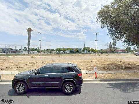 Linden Ave Ave #4, Long Beach, CA 90805