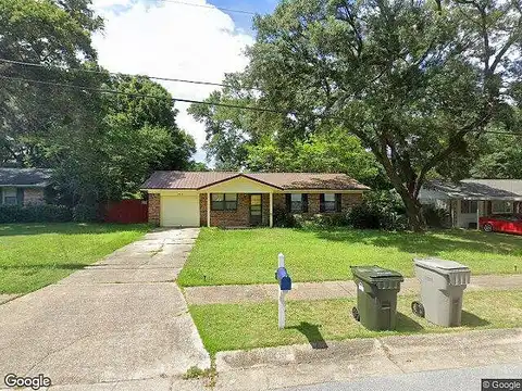 Bixby Cir, Pensacola, FL 32514