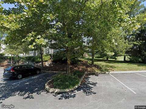 Stewarts Ct #406, PHOENIXVILLE, PA 19460