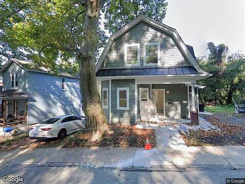 9Th St, Freedom, PA 15042