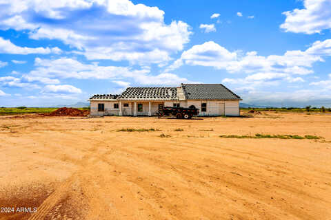 Caballero Loop, Hereford, AZ 85615
