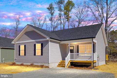 Mattox Ave, COLONIAL BEACH, VA 22443