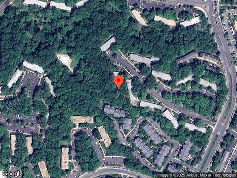 Donnybrook Ct, Unit 103, Annandale, VA 22003