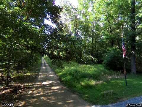 Wildwood Rd, Colonial Beach, VA 22476