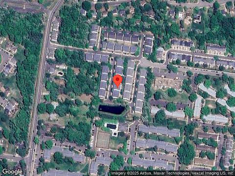 Huntley Creek Pl, Unit 55, Alexandria, VA 22306