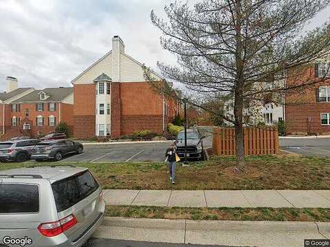 Gateway Dr Se, Unit 907, Leesburg, VA 20175
