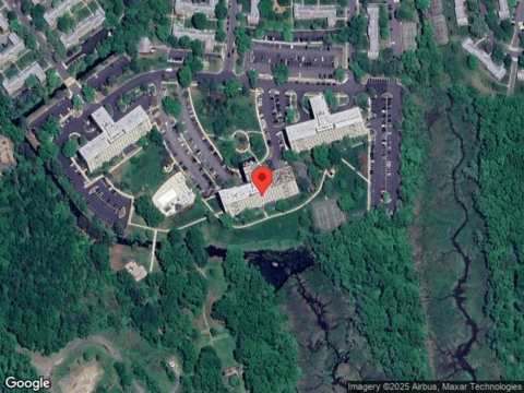 Wakefield Dr, Unit 407, Alexandria, VA 22307