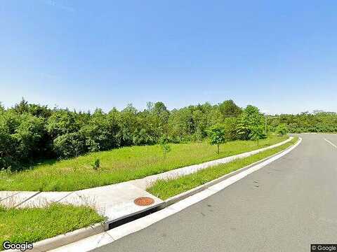 Amber Ln, Unit 2, Haymarket, VA 20169