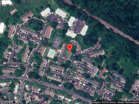 Surrey Hill Pl, Unit 685, Springfield, VA 22152