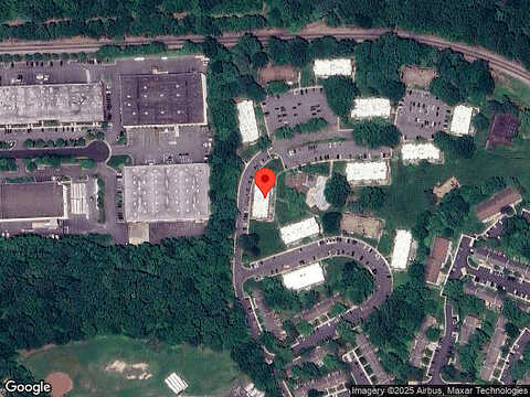 Royal Ridge Dr, Unit S, Springfield, VA 22152