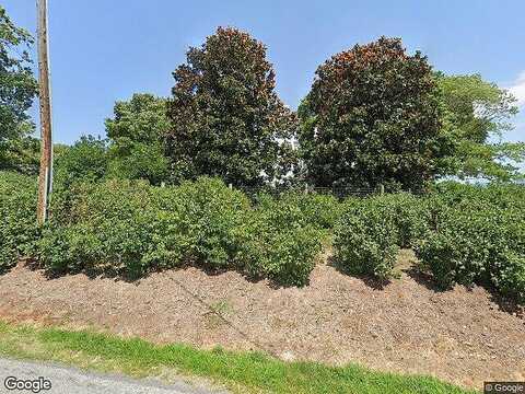Lynnwood Rd, McGaheysville, VA 22840