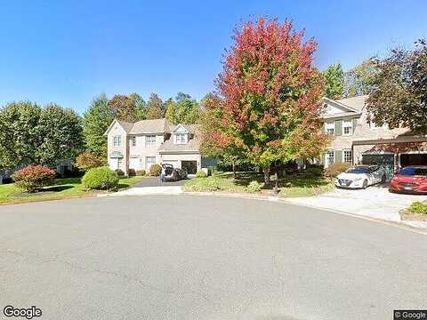 Vista Ct, Great Falls, VA 22066