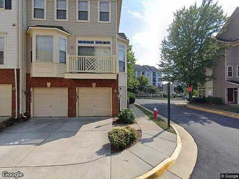Pryor Square, Unit 84, Sterling, VA 20165
