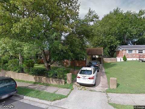 Hazleton Dr, Woodbridge, VA 22193