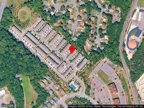 Potomac Highlands Cir, Triangle, VA 22134