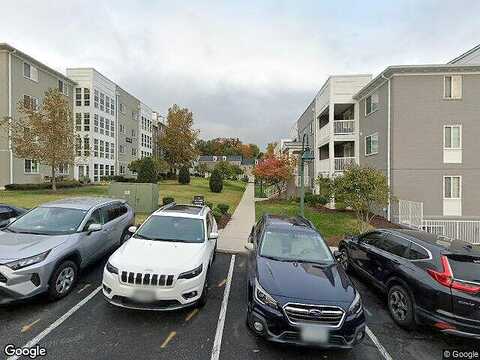 S Four Mile Run Dr, Unit A, Arlington, VA 22204