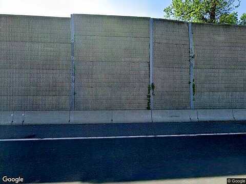Kings Chapel Rd, Unit 1, Falls Church, VA 22042