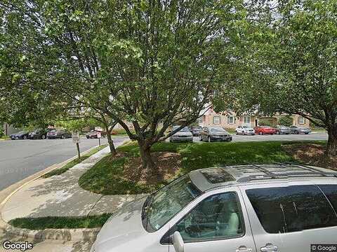 Emma Lee St, Unit 303, Falls Church, VA 22042