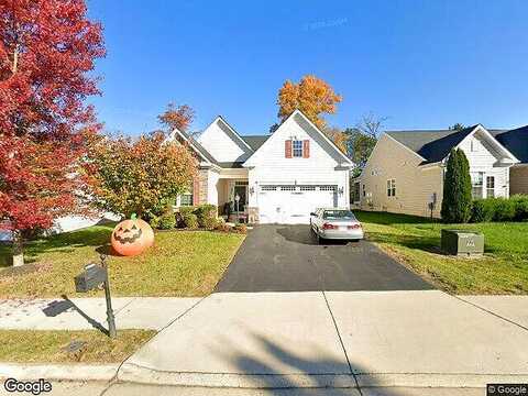 Arborshade Pass Pl, Aldie, VA 20143