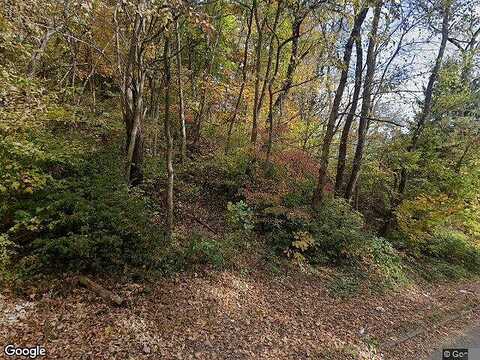 Petitta Ln, Aliquippa, PA 15001