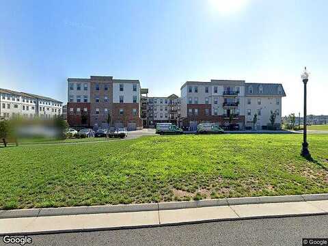 Bolton Cres Ter, Unit 13303, Ashburn, VA 20148