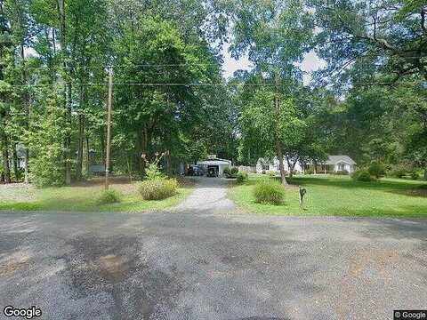 Woodmount Dr, Colonial Beach, VA 22476