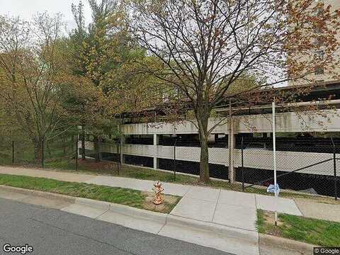 Yoakum Pkwy, Unit 403, Alexandria, VA 22304