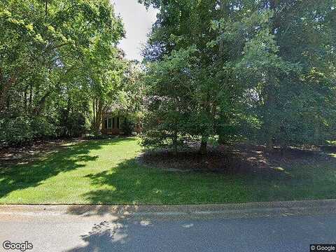 Hornes Lake Rd, Williamsburg, VA 23899