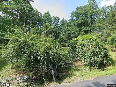 Kerill Rd, Triangle, VA 22134