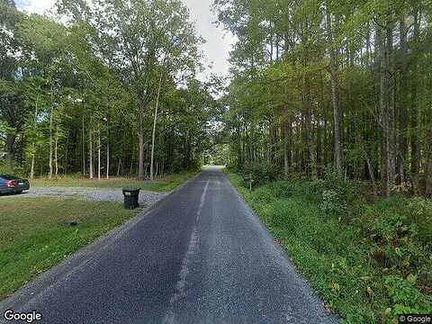Laurel Ln, Colonial Beach, VA 22476