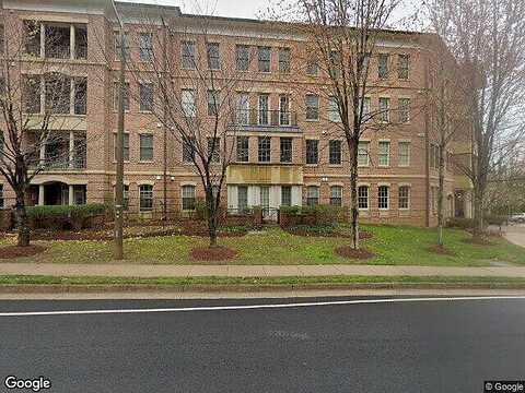 Chain Bridge Rd, Unit 307, McLean, VA 22102