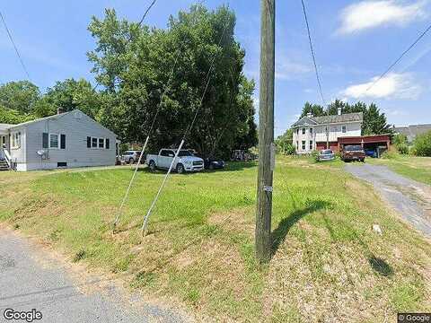 Bank St, Mount Jackson, VA 22842