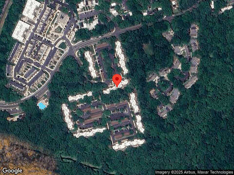 Parkcrest Cir, Unit 7C/101, Reston, VA 20190