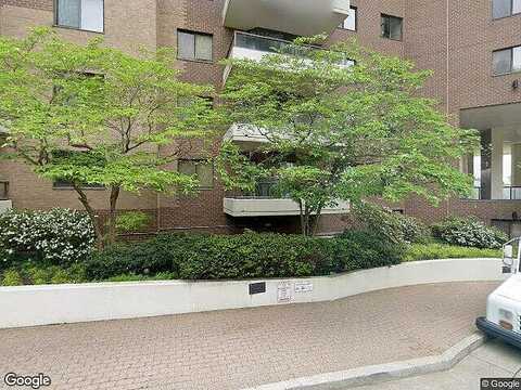 N Oak St, Unit 415, Arlington, VA 22209