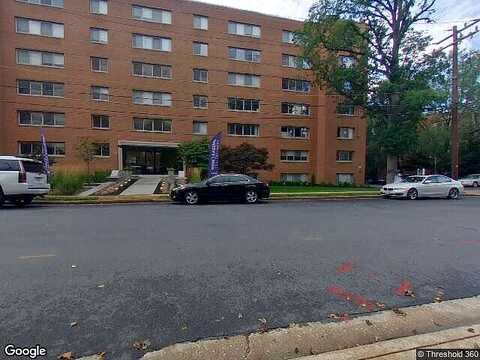 N Oak St, Unit 912, Arlington, VA 22209