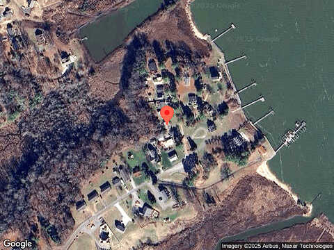 Trudie Dr, Center Cross, VA 23091
