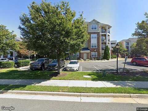 Centre Park Cir, Unit 107, Herndon, VA 20171