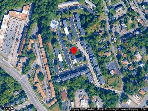 Dara Dr, Unit 202, Woodbridge, VA 22125