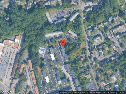 Lotte Dr, Unit 203, Woodbridge, VA 22125