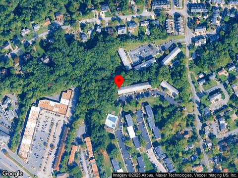 Dara Dr, Unit 102, Woodbridge, VA 22192